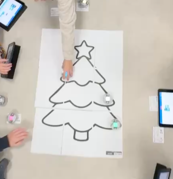 Vánoční robotika se Sphero